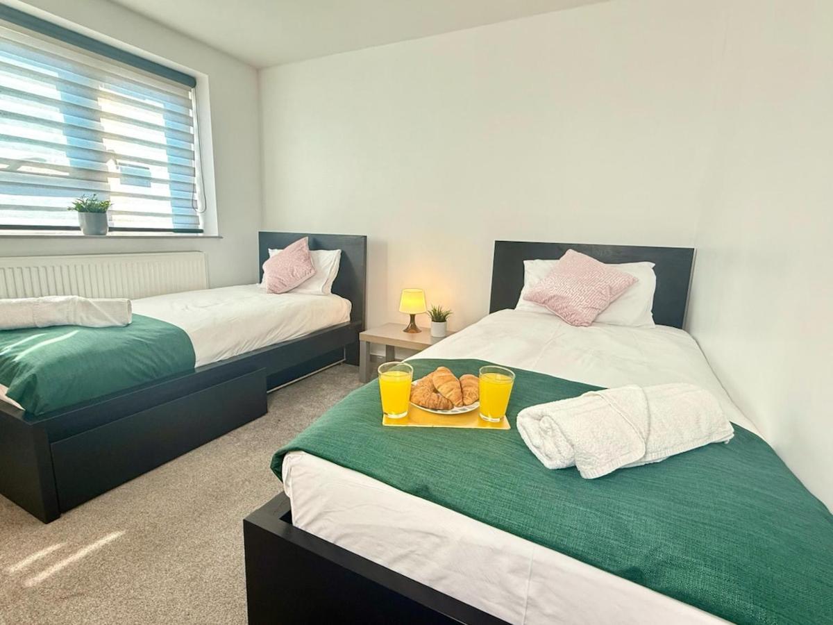 Horizon House, Stunning 2-Bedroom Flat 1, Parking, Netflix, Oxford Bagian luar foto